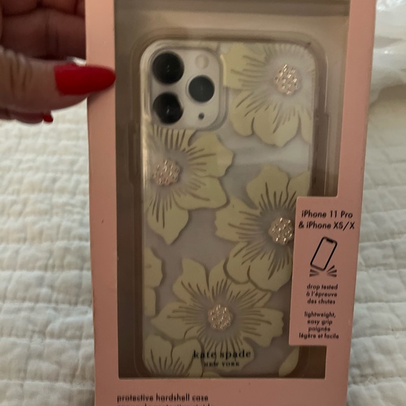 Kate Spade New York case for Iphone 11 Prro @ Iphone xs / x s New Floral - Picture 1 of 1